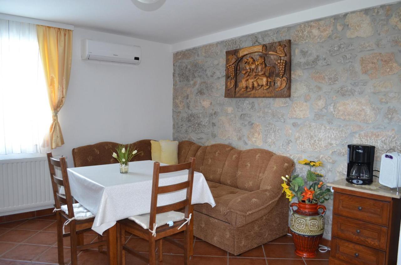 Villa Manuela Draga Bašćanska Екстериор снимка