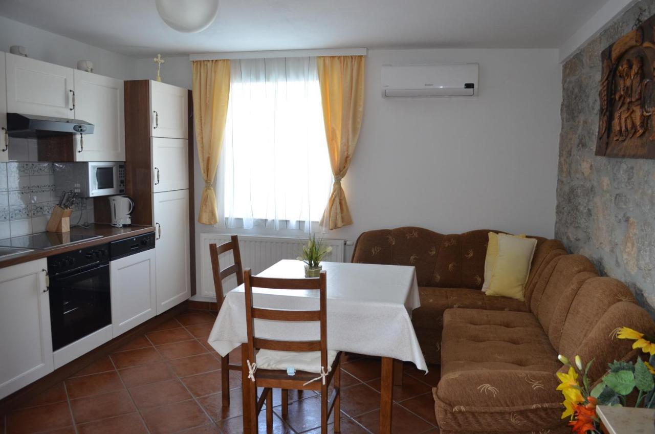 Villa Manuela Draga Bašćanska Екстериор снимка